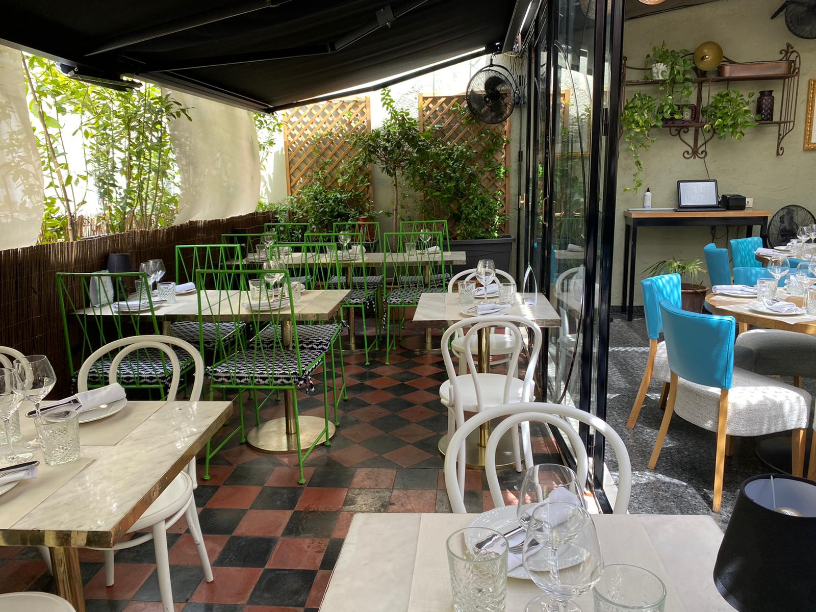 Taberna los Gallos