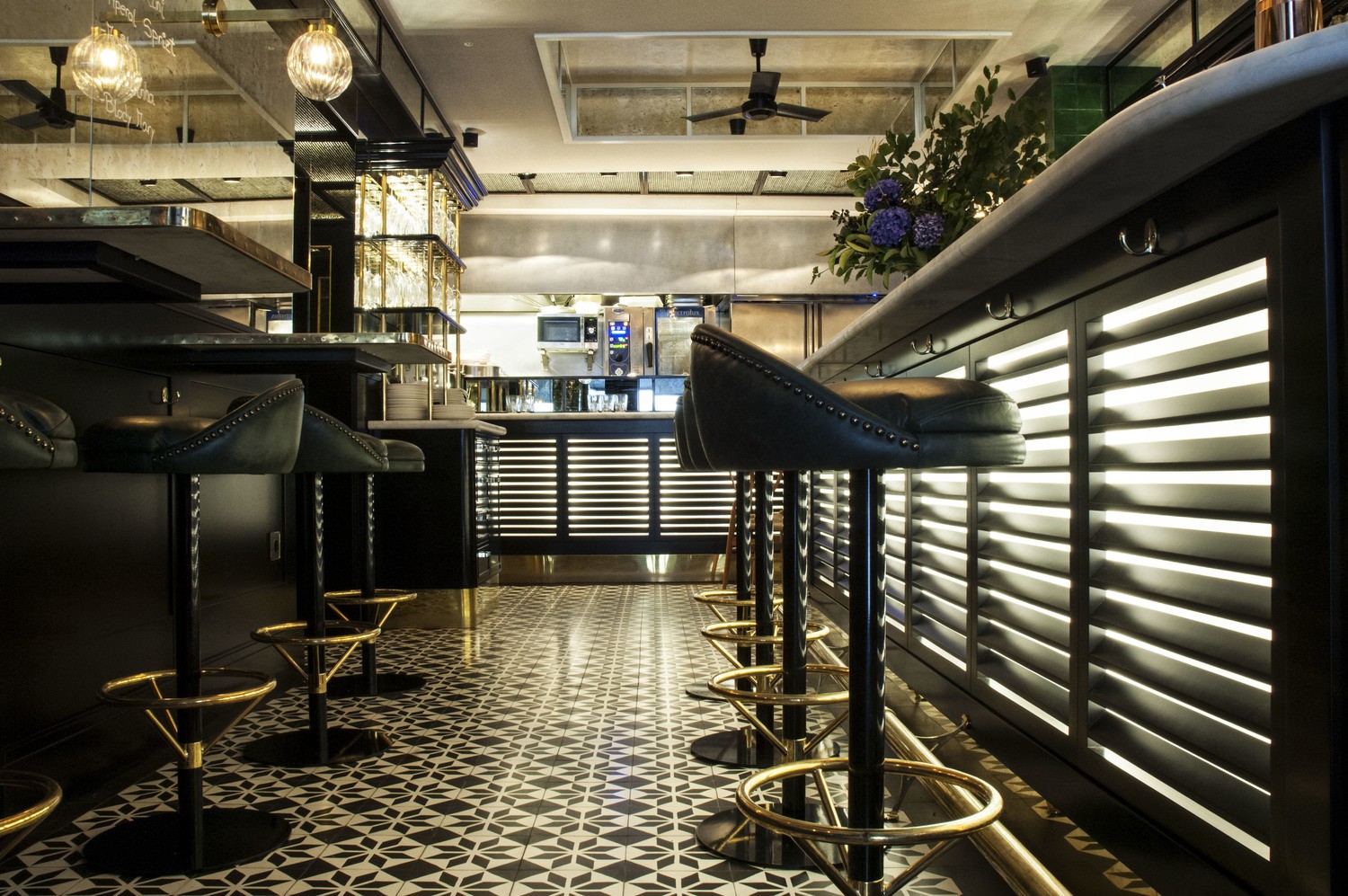 Cannibal Raw Bar