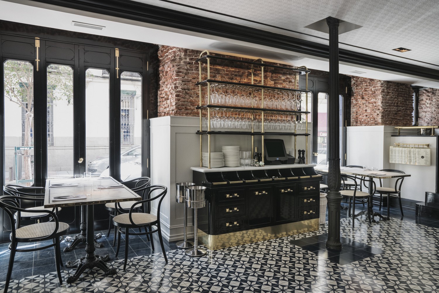 Cannibal Raw Bar