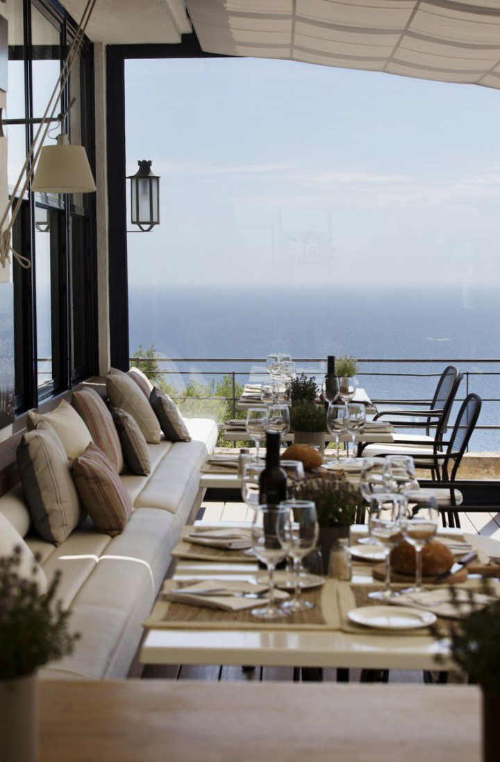 El Far de Sant Sebastià. Hotel El Far
