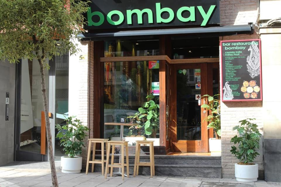 Bar Restaurant Bombay